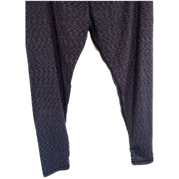 ✨ 5 For $15 ✨ Grey Cuddl Duds Athletic Leggings Size Medium - Picture 4 of 6